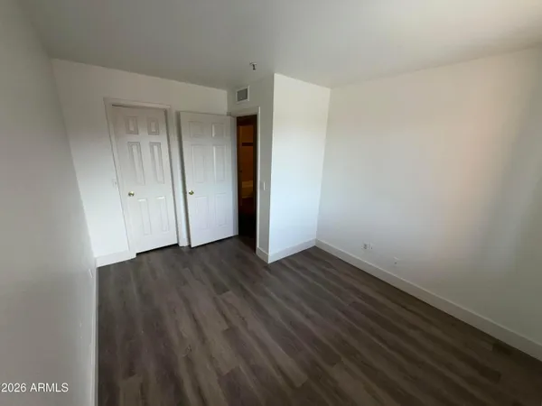 $1,400 | 17 East Ruth Avenue, Unit 305, Phoenix, AZ 85020