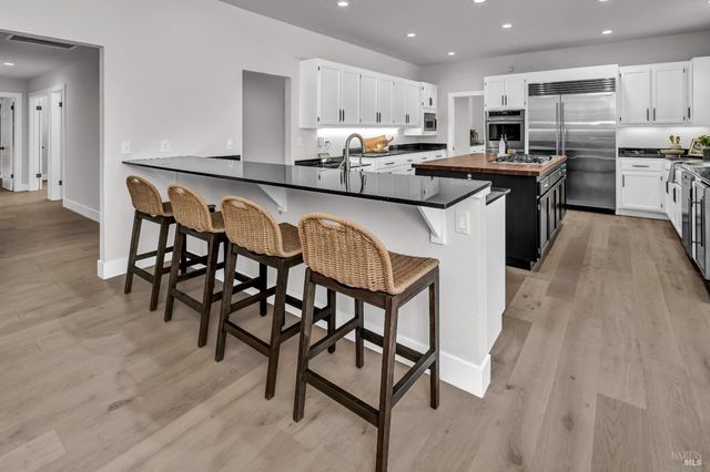 $6,995,000 | 40 Los Pinos, Nicasio, CA 94946