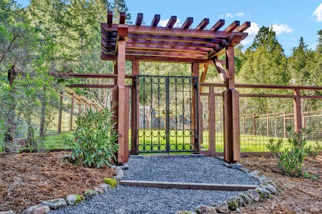 $6,995,000 | 40 Los Pinos, Nicasio, CA 94946