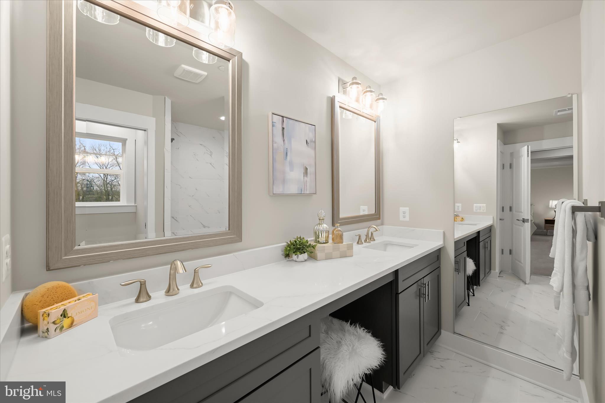 5712 Hodges Road Sykesville, MD 21784 - Photo 31 of 47 Primary Ensuite Bathroom