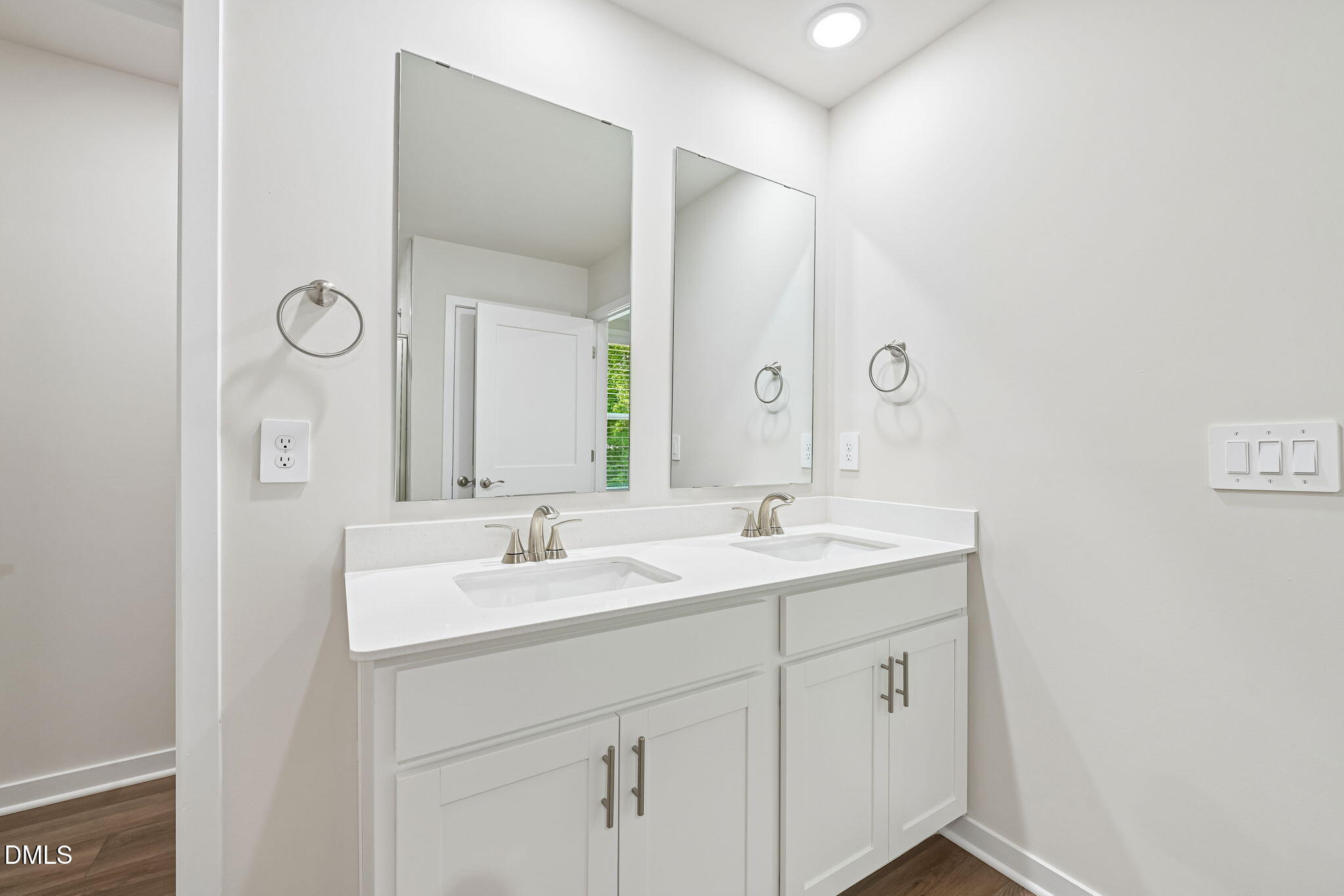 563 Hunter Way Clayton, NC 27520 - Photo 25 of 39 22 - Primary Bath