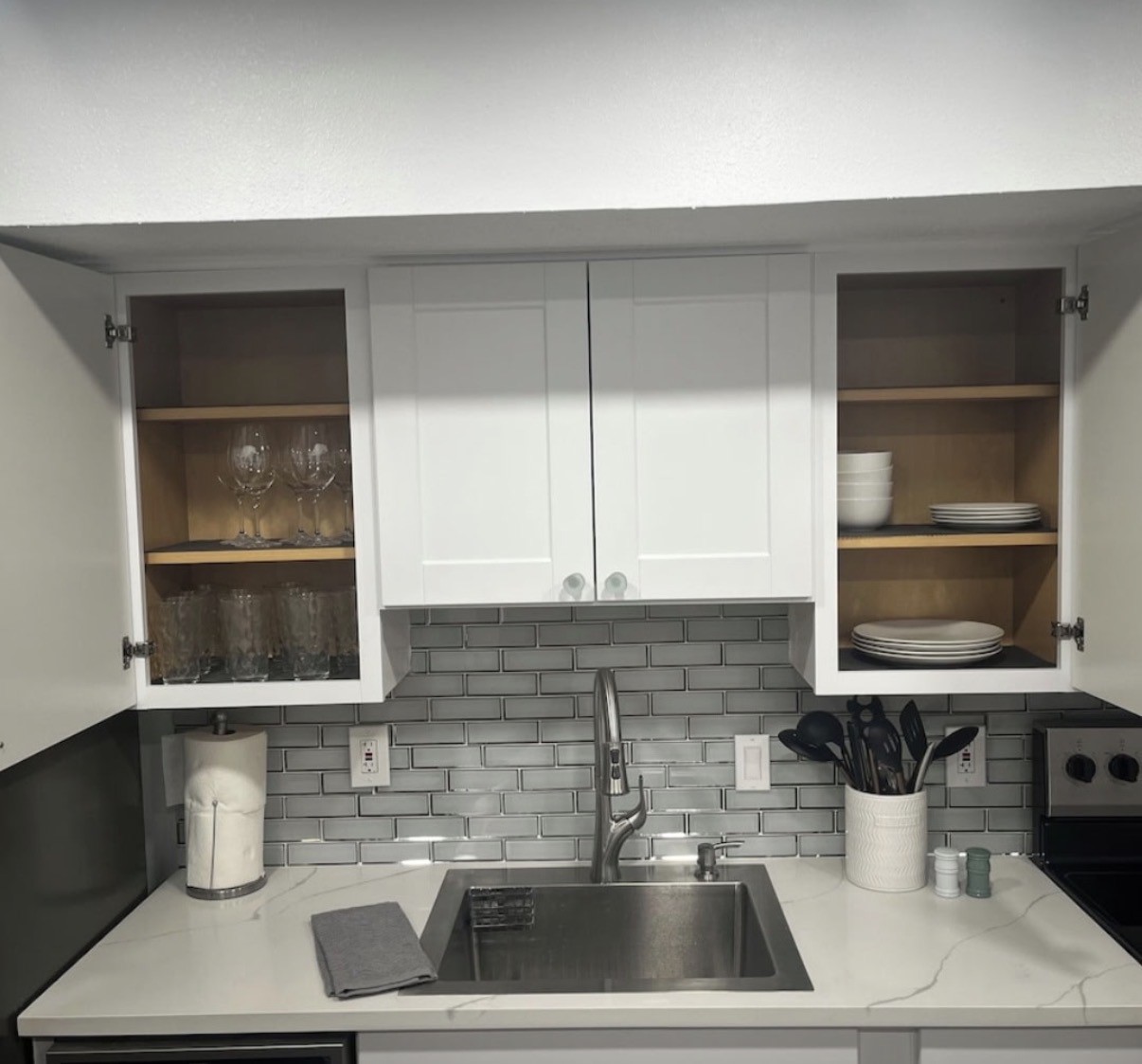 12900 Walden Road, Unit 523 Montgomery, TX 77356 - Photo 4 of 11 Sink View