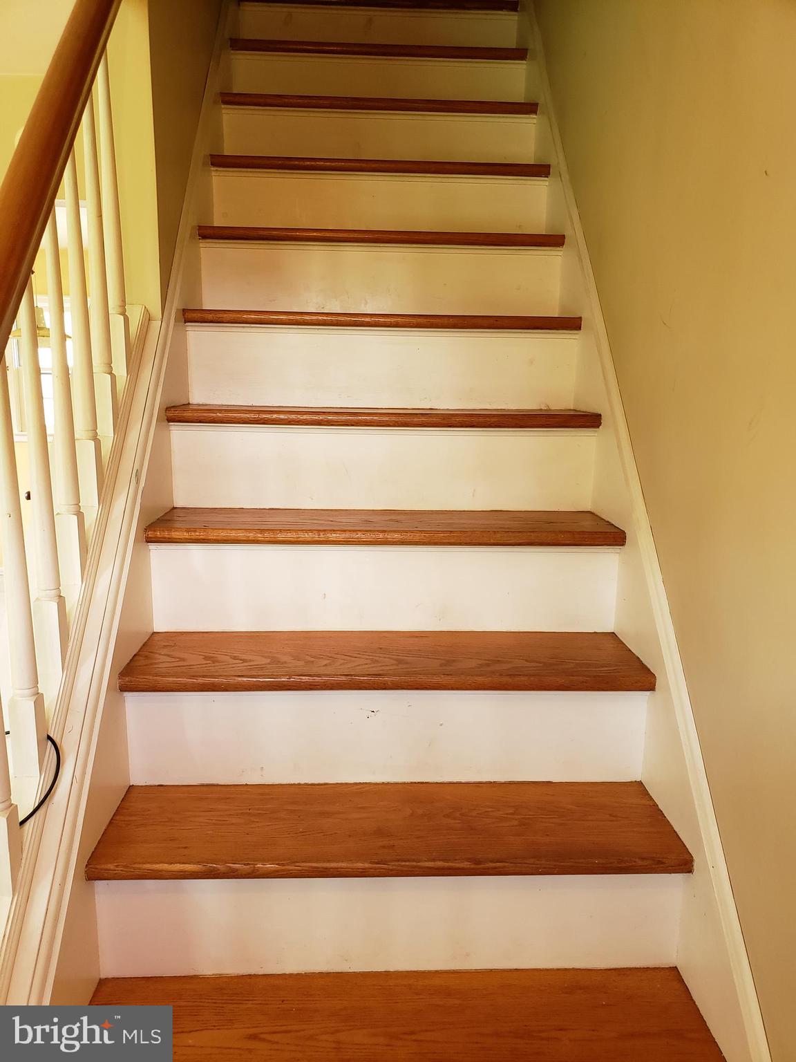 13 Woosamonsa Road Pennington, NJ 08534 - Photo 16 of 29 Stairs to Attic