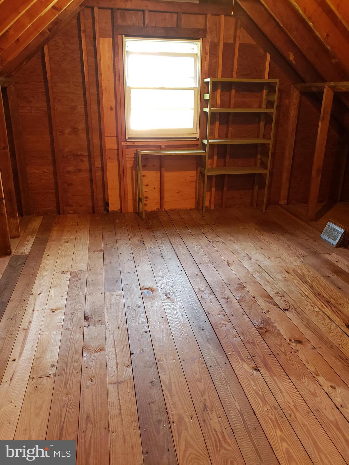 13 Woosamonsa Road Pennington, NJ 08534 - Photo 17 of 29 Attic Side 1
