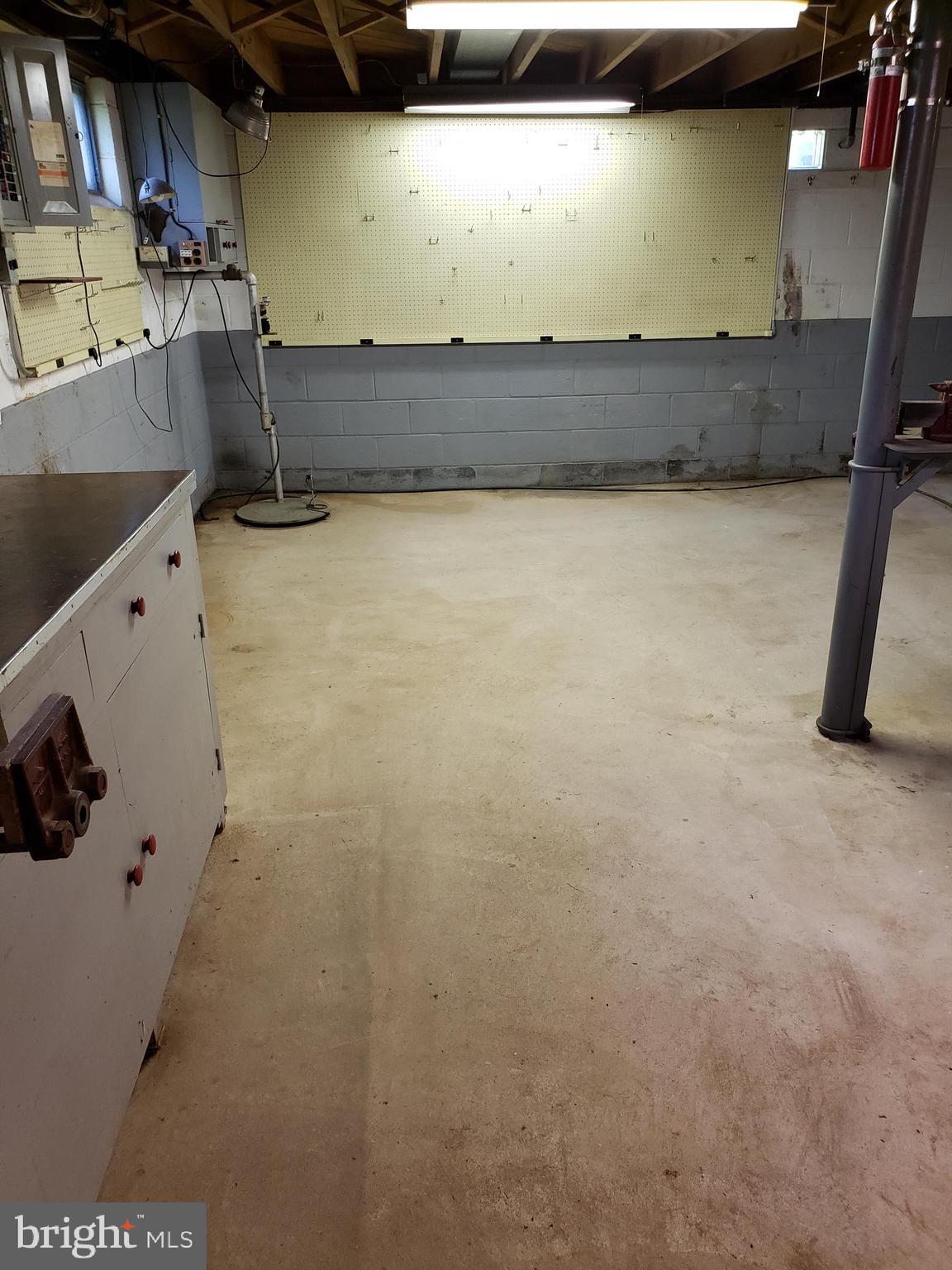 13 Woosamonsa Road Pennington, NJ 08534 - Photo 22 of 29 Basement
