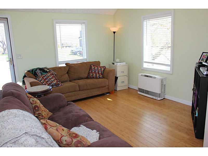 129 Sawyer Road Scarborough, ME 04074 - Photo 10 of 25 Living Room.
