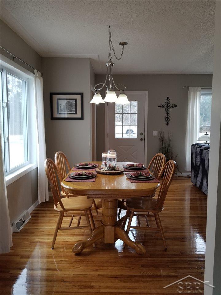 3496 East Monroe Road Midland, MI 48642 - Photo 9 of 23 31343710-8.JPG