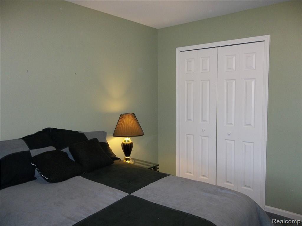 2873 Clarkston Road Oakland, MI 48363 - Photo 30 of 90 3rd Bedroom