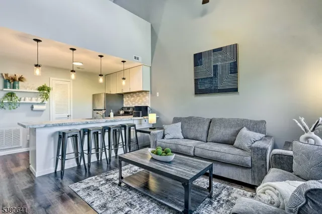 $2,300 | 1 Big Sky Drive, Unit 6, Vernon, NJ 07462