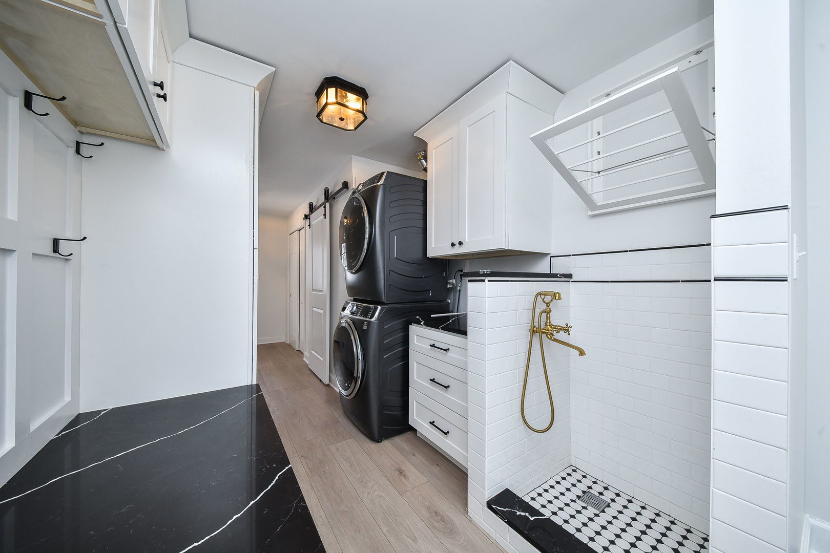 945 Anne Road Naperville, IL 60540 - Photo 14 of 36