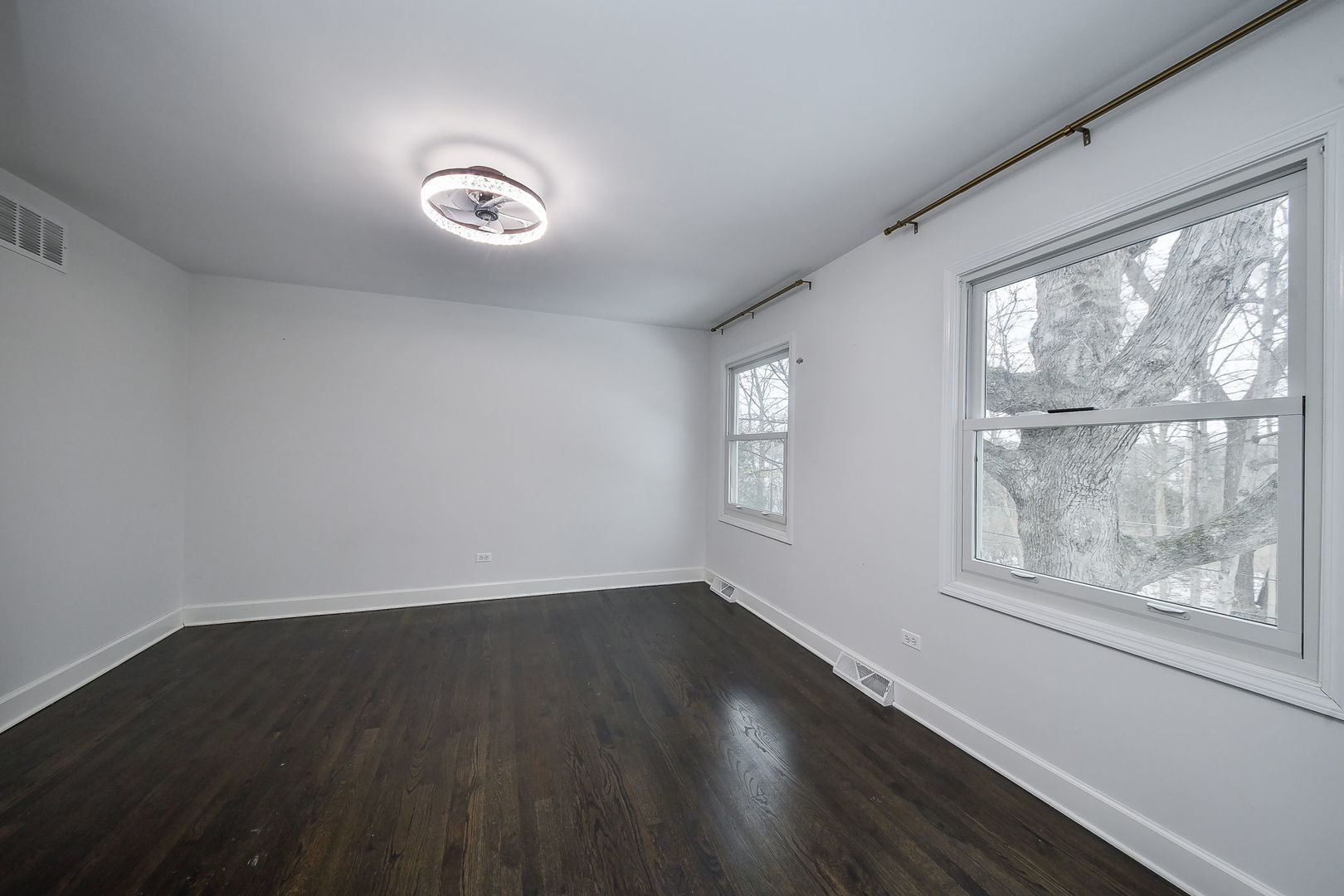 945 Anne Road Naperville, IL 60540 - Photo 18 of 36