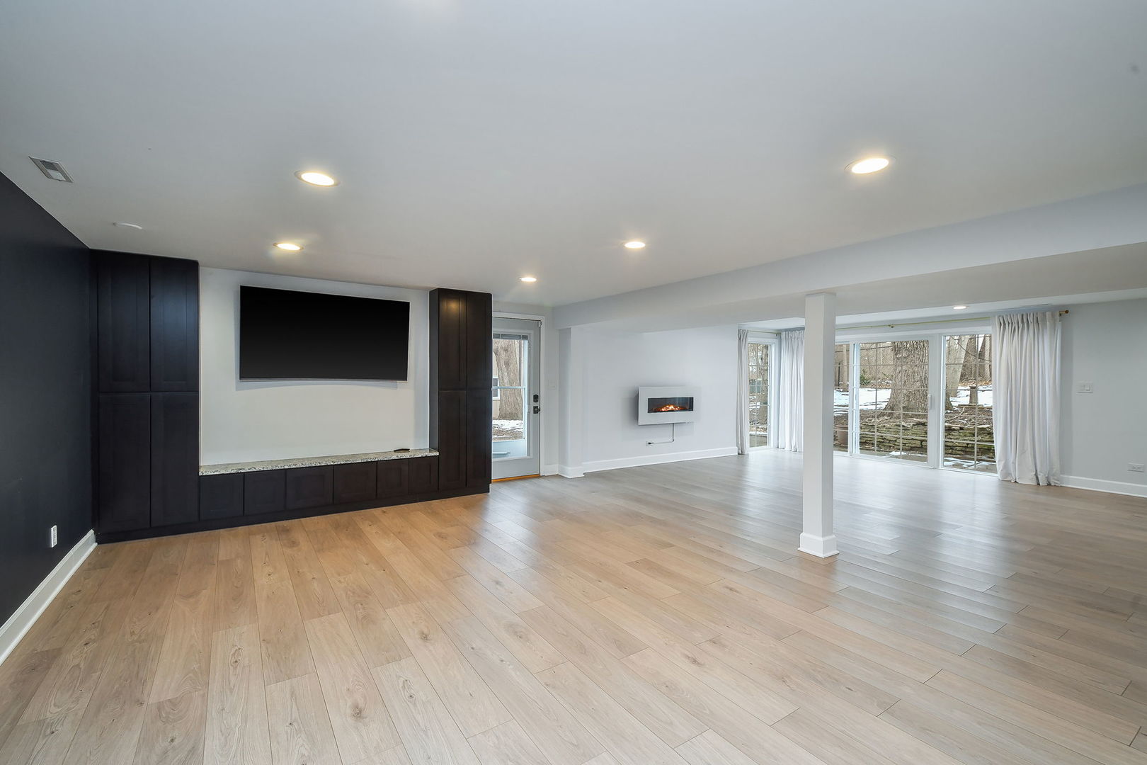 945 Anne Road Naperville, IL 60540 - Photo 23 of 36