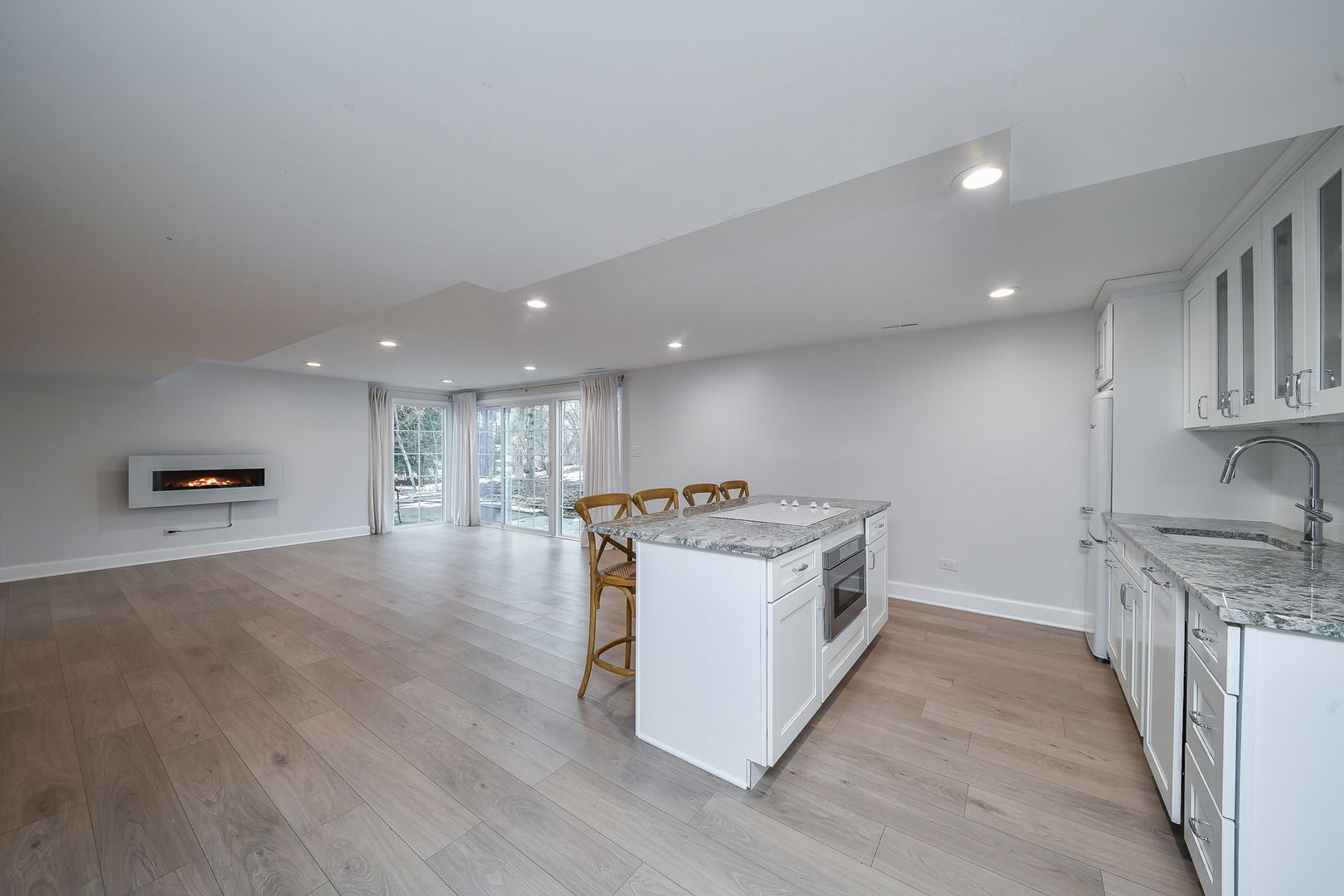 945 Anne Road Naperville, IL 60540 - Photo 26 of 36