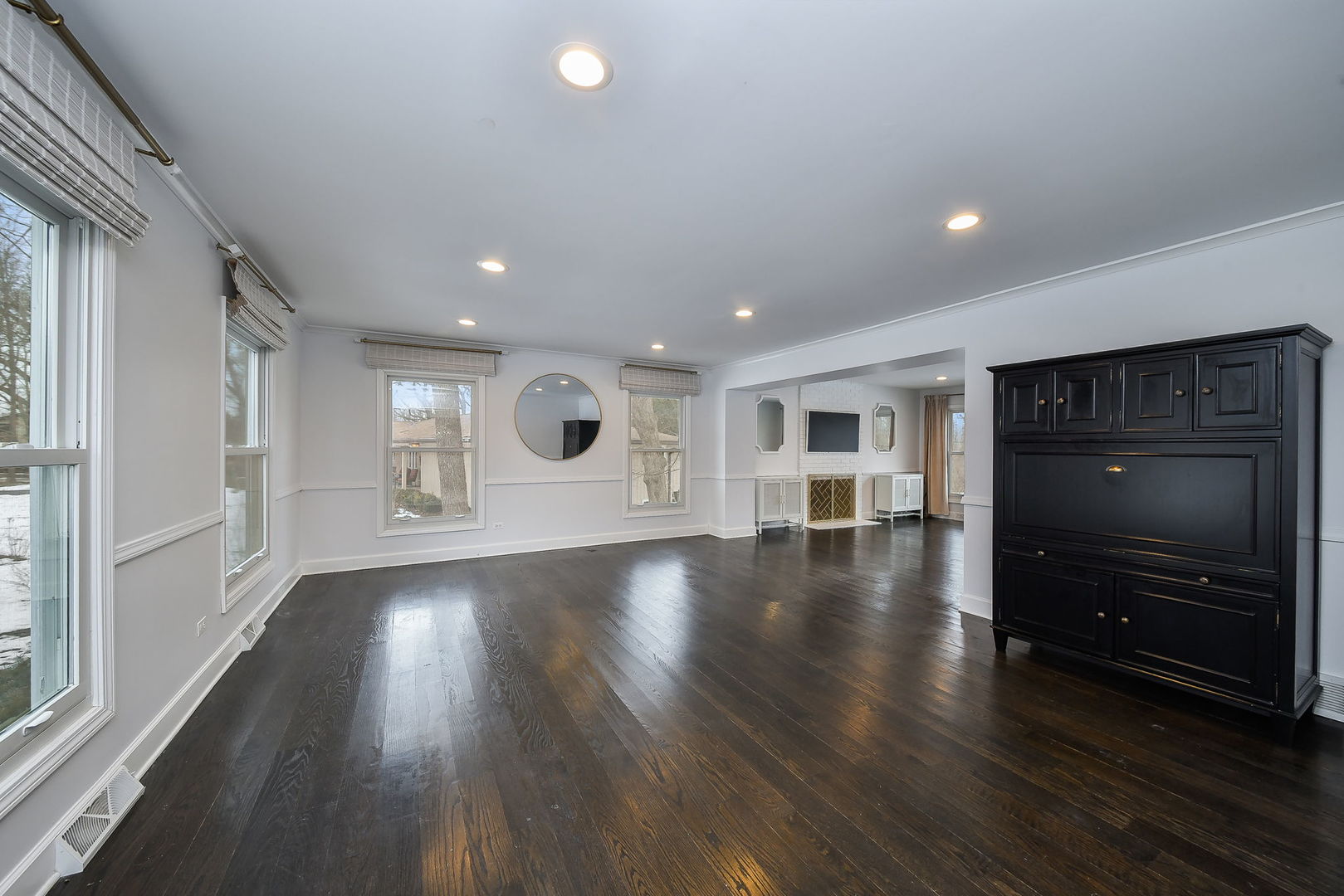 945 Anne Road Naperville, IL 60540 - Photo 10 of 36