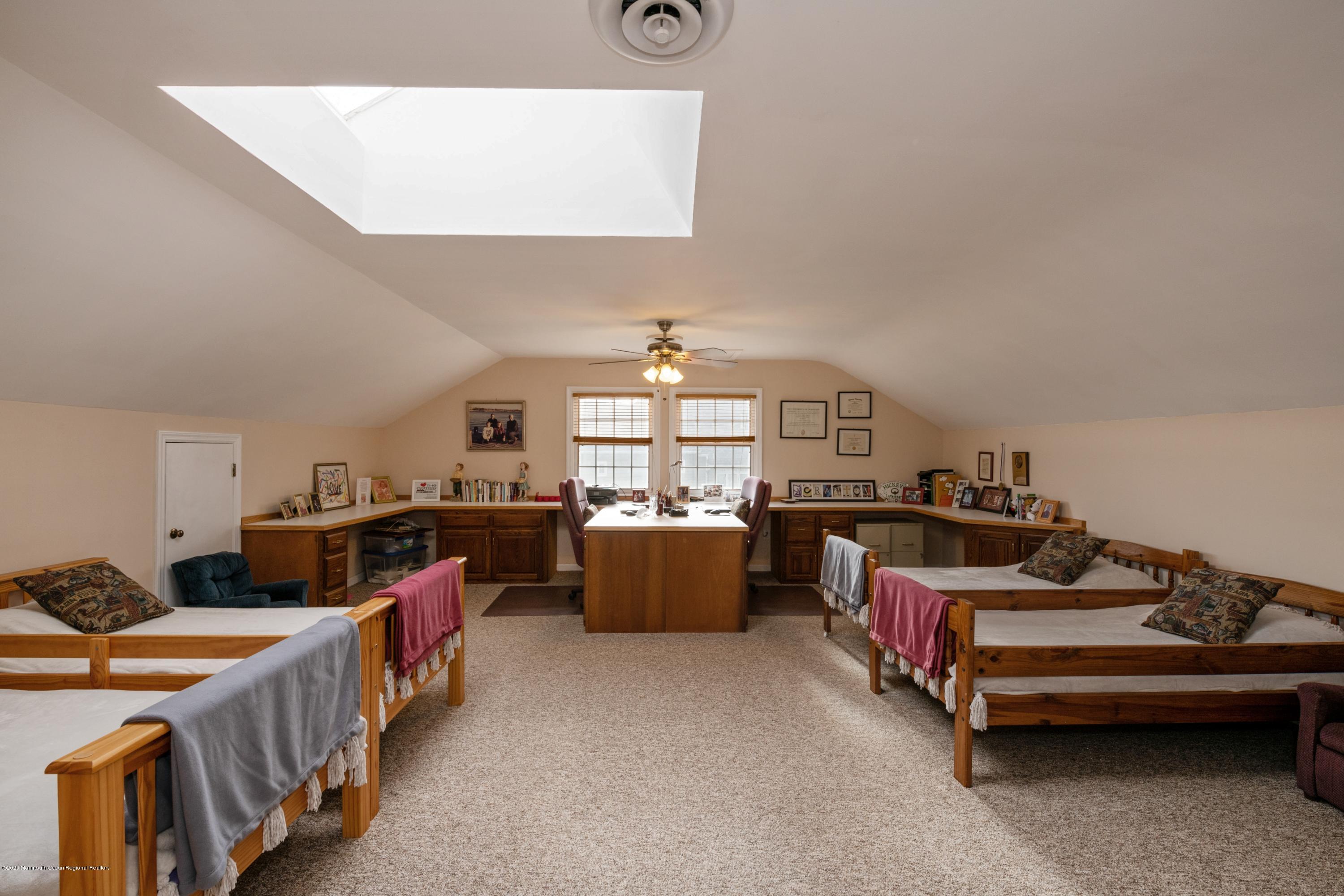 92 Goose Neck Point Road Oceanport, NJ 07757 - Photo 23 of 32 18_92GooseneckPointRd_2031_HiRes