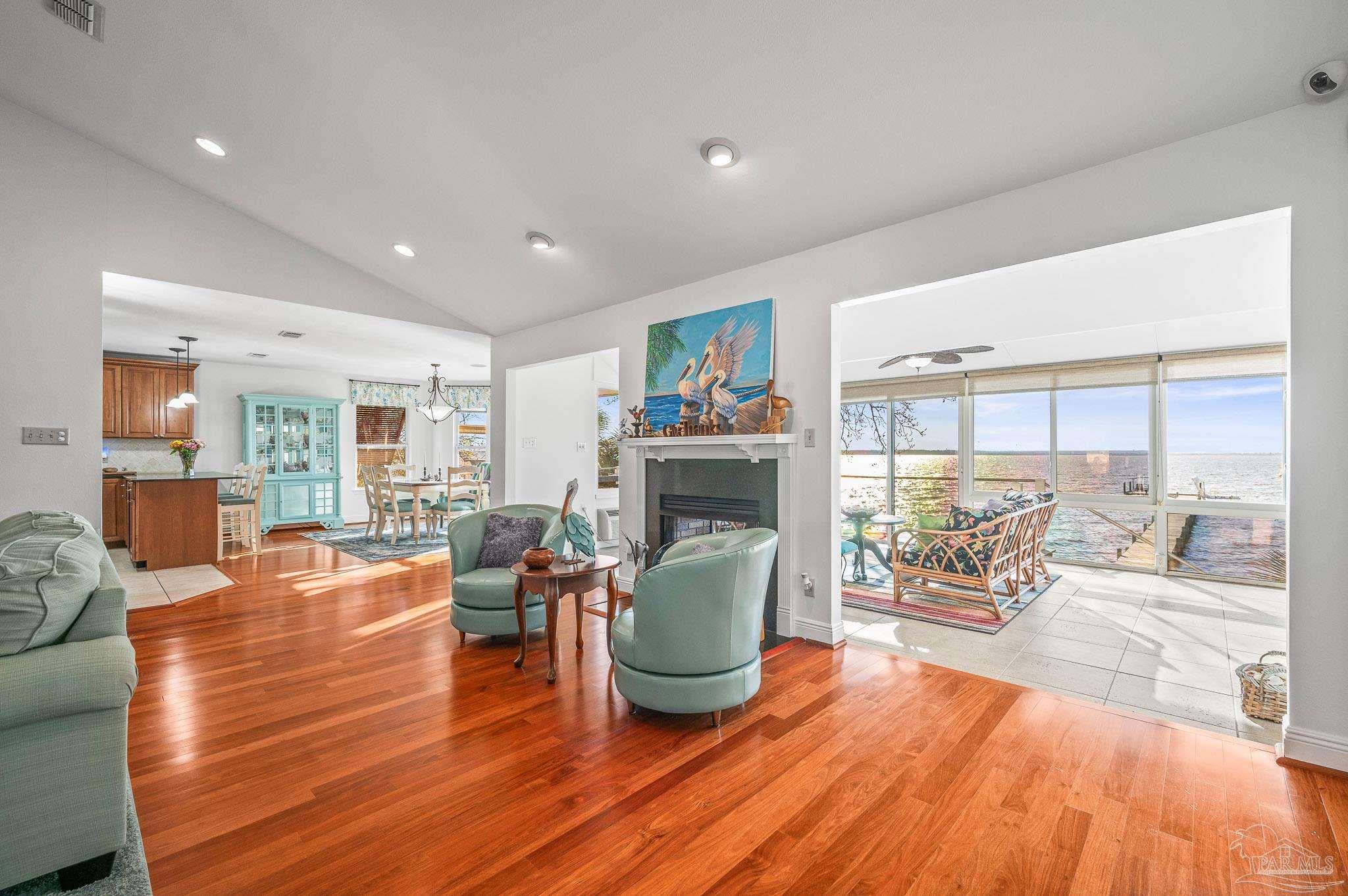 4508 Bayside Drive Milton, FL 32583 - Photo 20 of 71