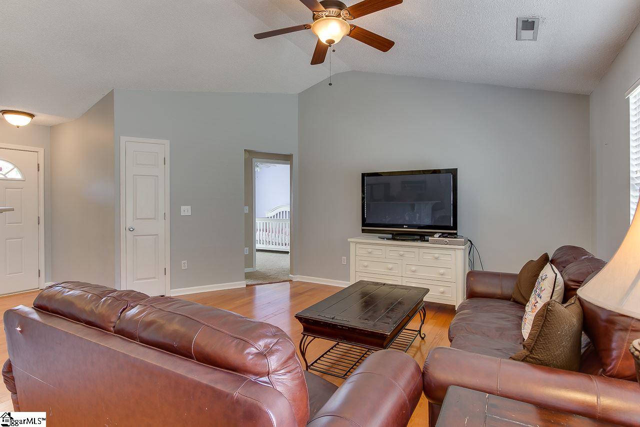 404 Canvasback Way Easley, SC 29642 - Photo 13 of 29 Gallery Image 13