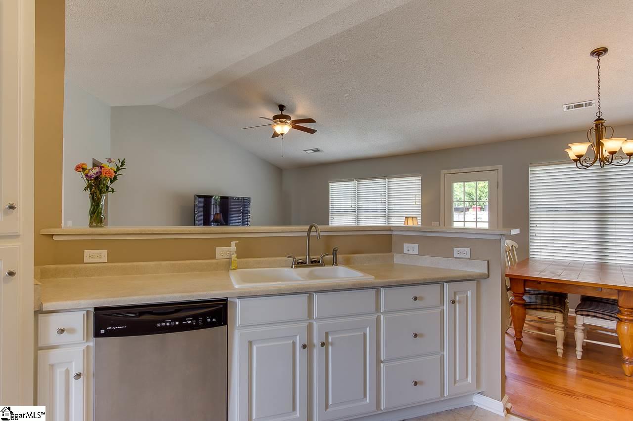 404 Canvasback Way Easley, SC 29642 - Photo 14 of 29 Gallery Image 14