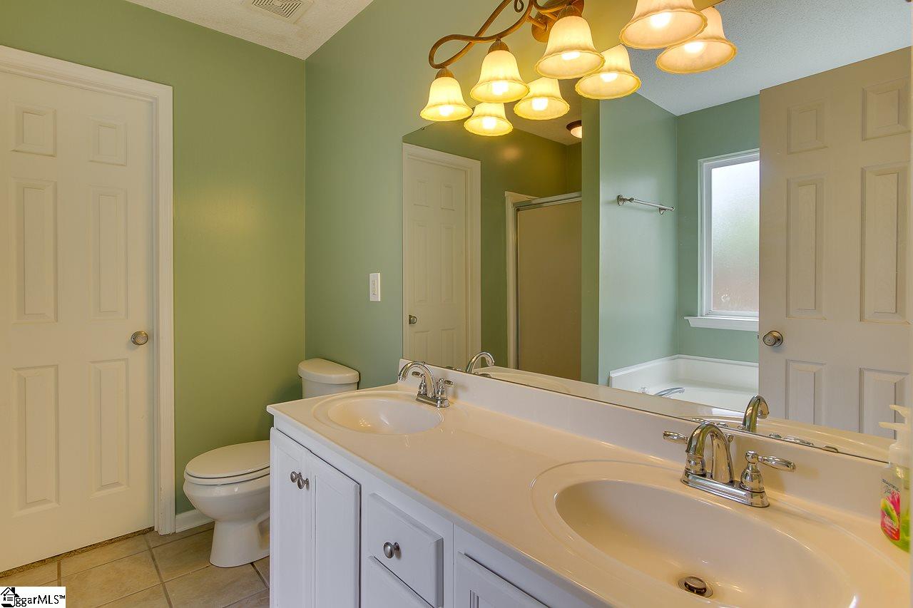 404 Canvasback Way Easley, SC 29642 - Photo 20 of 29 Gallery Image 20