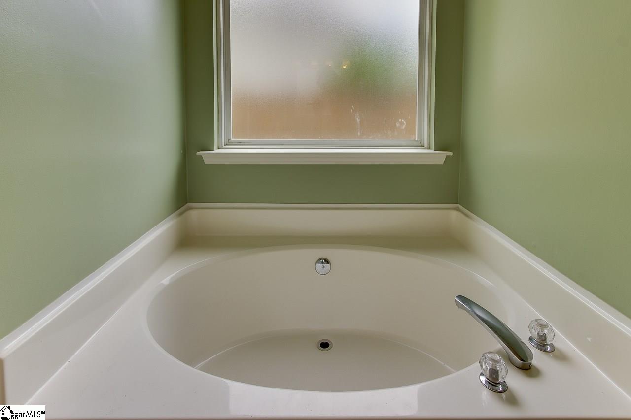 404 Canvasback Way Easley, SC 29642 - Photo 21 of 29 Gallery Image 21