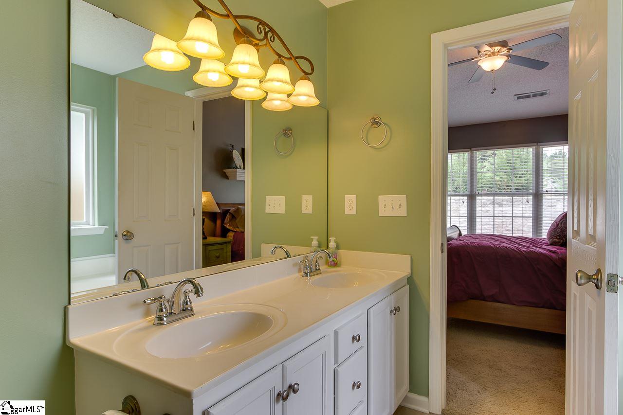 404 Canvasback Way Easley, SC 29642 - Photo 23 of 29 Gallery Image 23