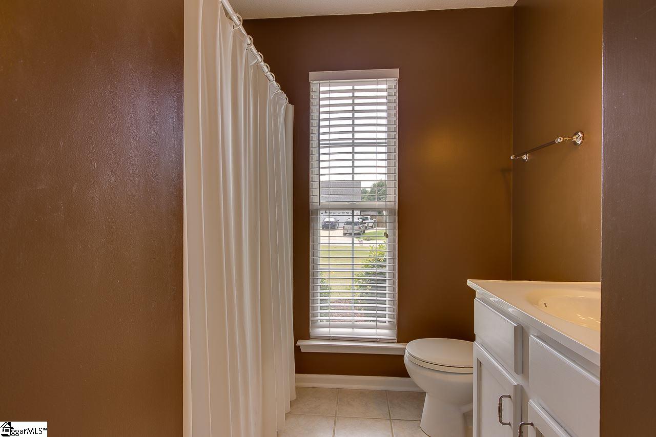 404 Canvasback Way Easley, SC 29642 - Photo 27 of 29 Gallery Image 27