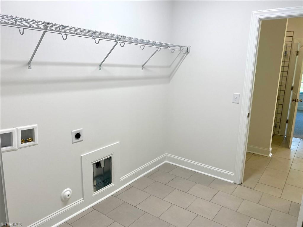2039 Welden Ridge Road Kernersville, NC 27284 - Photo 18 of 37 Laundry that connects to Drop Zone