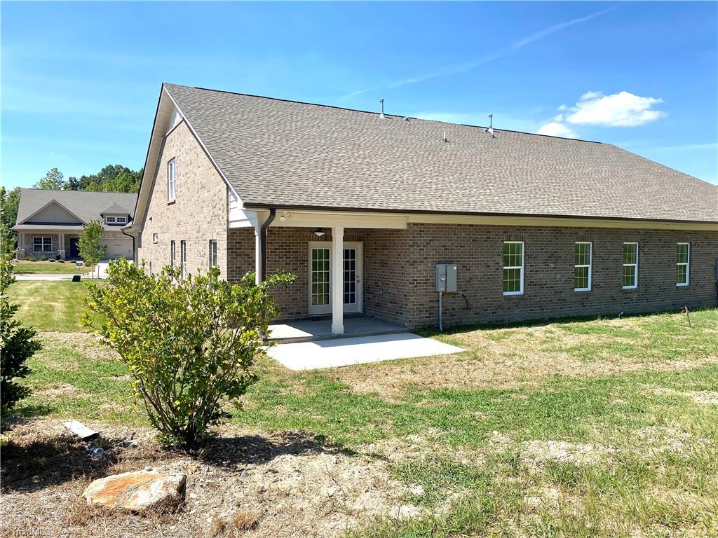 2039 Welden Ridge Road Kernersville, NC 27284 - Photo 4 of 37 Rear Elevation