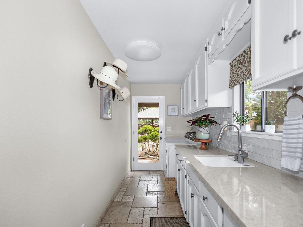 1749 Carignane Way Escalon, CA 95320 - Photo 30 of 71