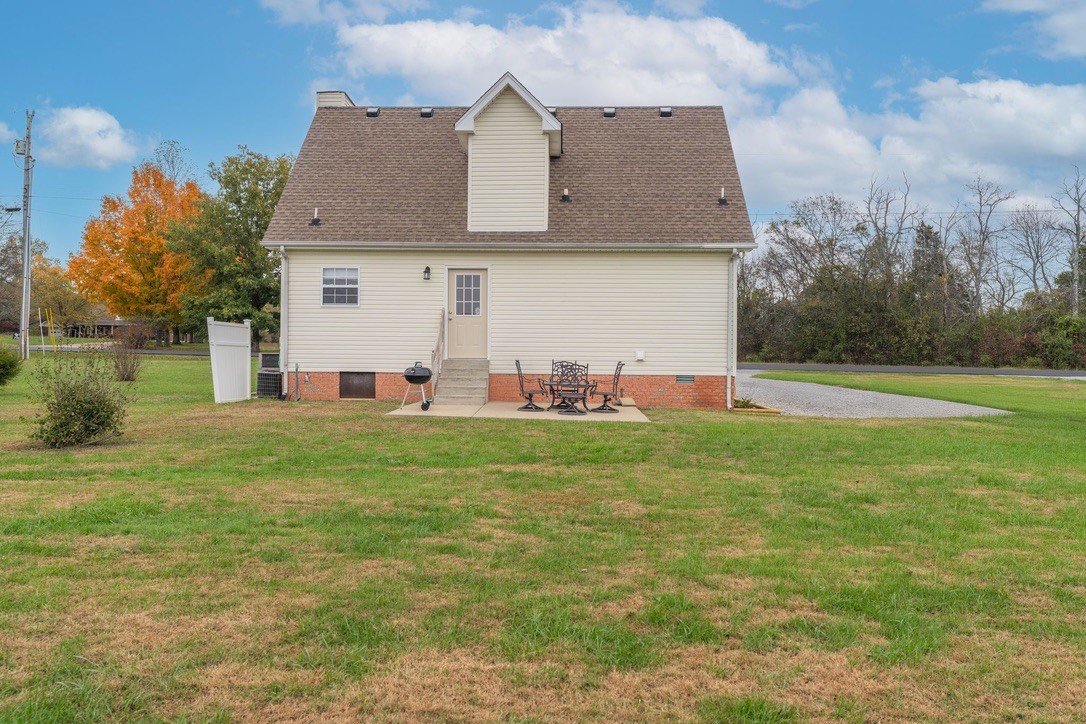 365 Corinth Road Portland, TN 37148 - Photo 19 of 20 a view of a house with a yard