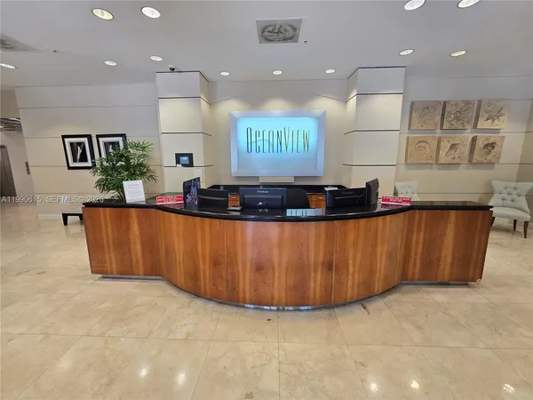 $1,950 | 19380 Collins Avenue, Unit 807, Sunny Isles Beach, FL 33160