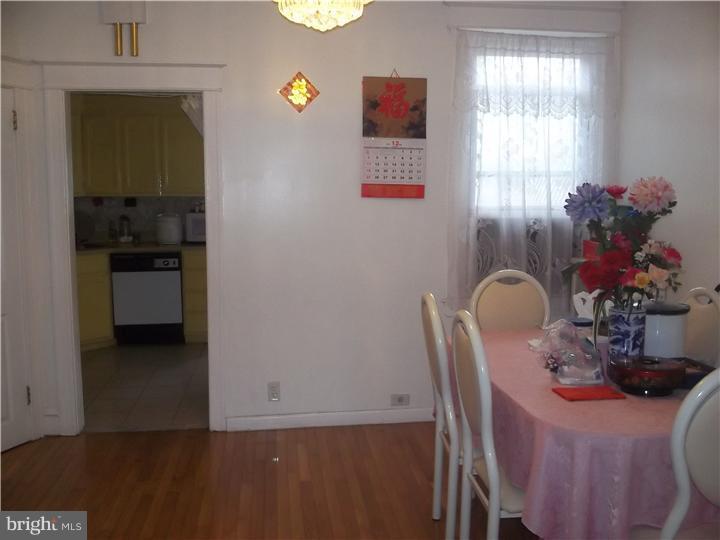 733 Smylie Road Philadelphia, PA 19124 - Photo 3 of 10 Gallery Image 3