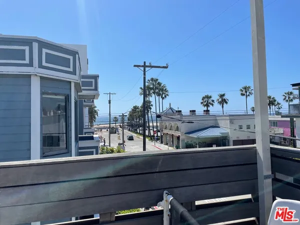 $3,500,000 | 32 North Venice Boulevard, Venice, CA 90291