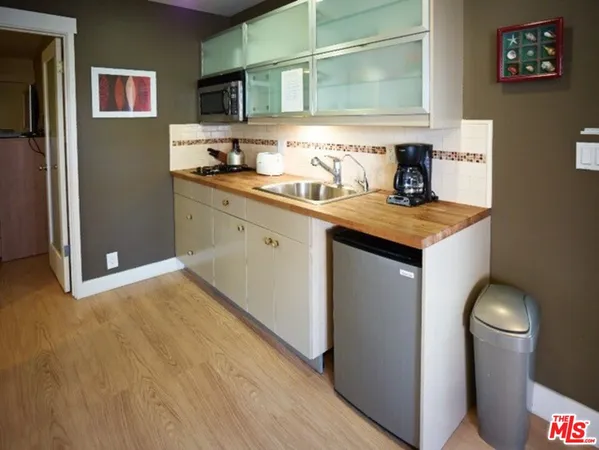 $3,500,000 | 32 North Venice Boulevard, Venice, CA 90291