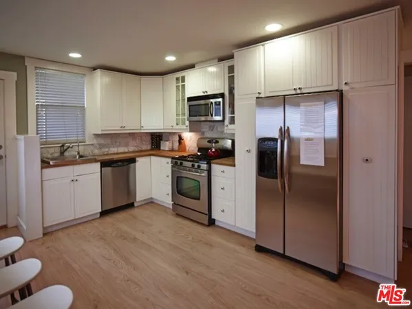$3,500,000 | 32 North Venice Boulevard, Venice, CA 90291