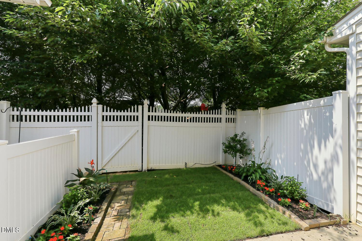 2625 Asher View Court Raleigh, NC 27606 - Photo 39 of 45 049-016-Back Yard-1500x1000