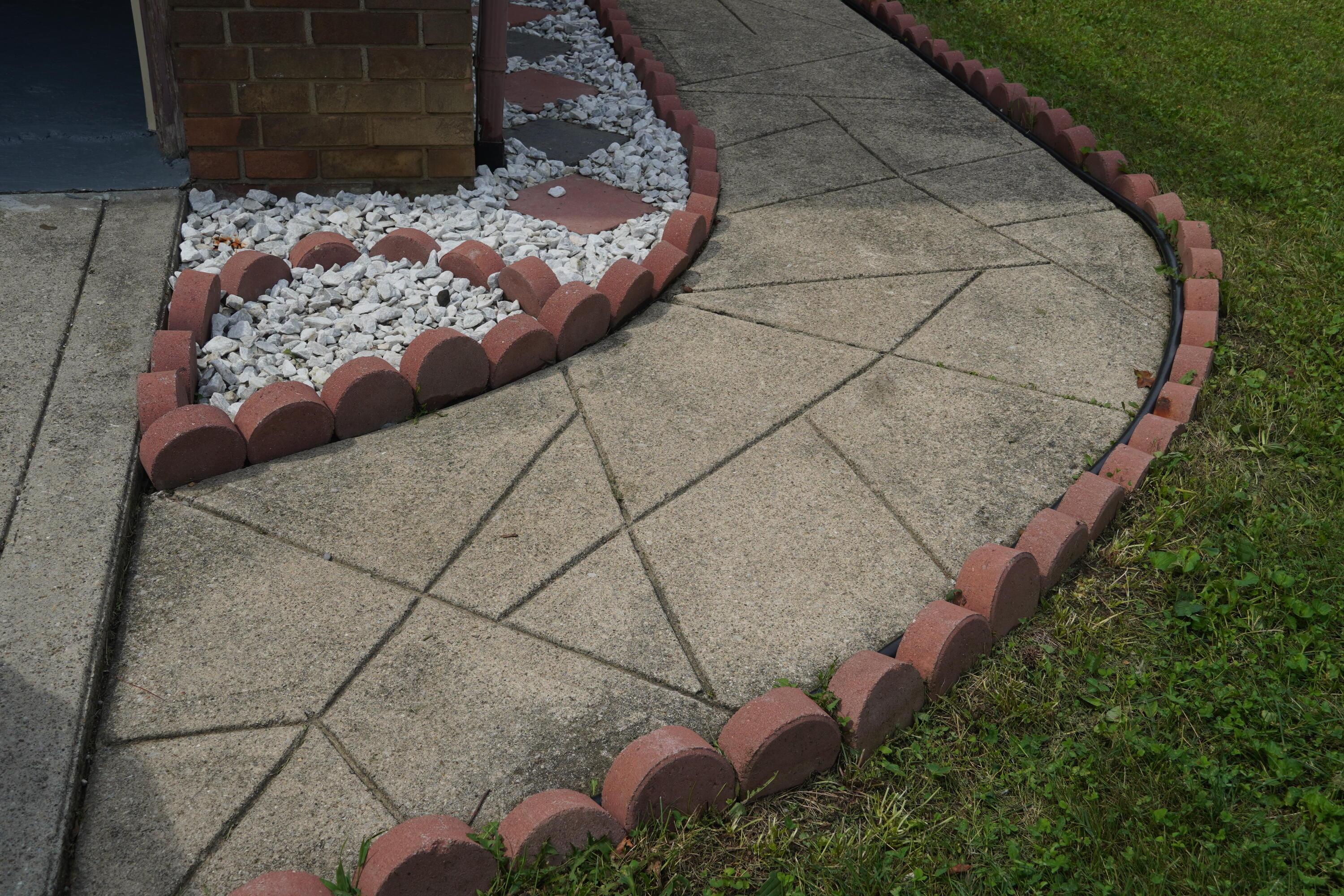 5489 Cedarbush Road Columbus, OH 43229 - Photo 17 of 36 Gallery Image 17