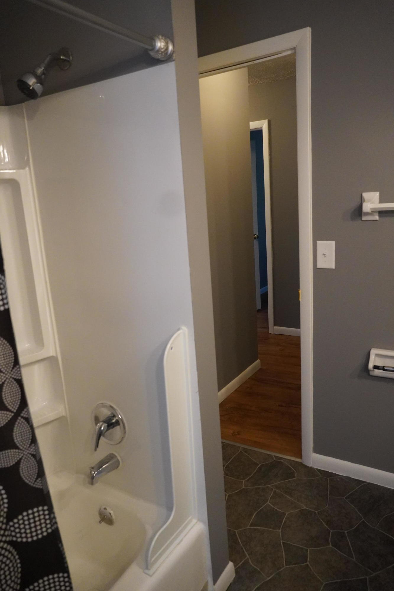 5489 Cedarbush Road Columbus, OH 43229 - Photo 24 of 36 Gallery Image 24