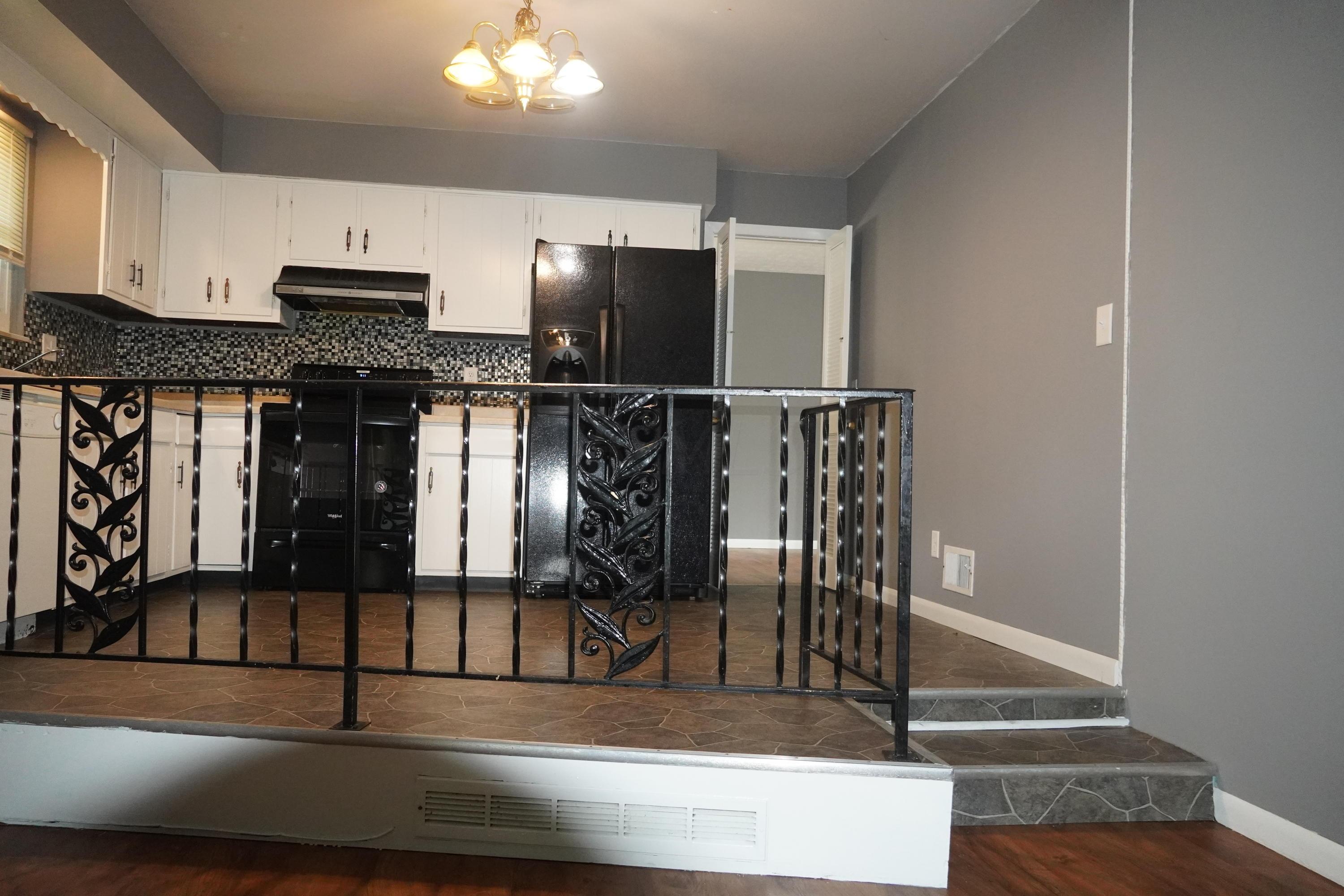 5489 Cedarbush Road Columbus, OH 43229 - Photo 9 of 36 Gallery Image 9