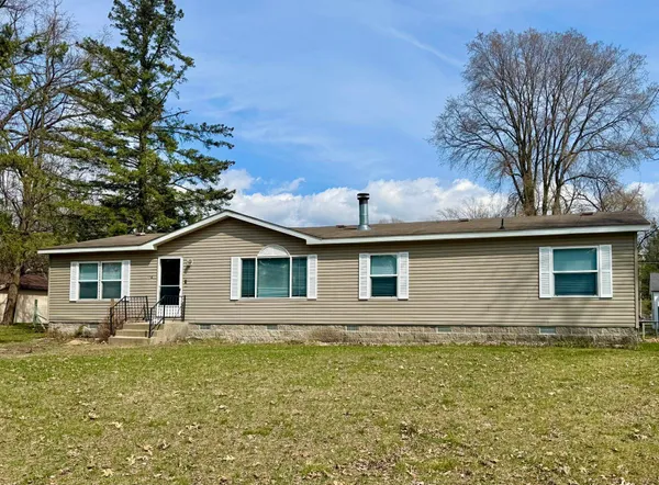 $192,000 | 112 South College Street, Adams, WI 53910