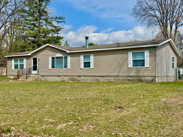 $192,000 | 112 South College Street, Adams, WI 53910
