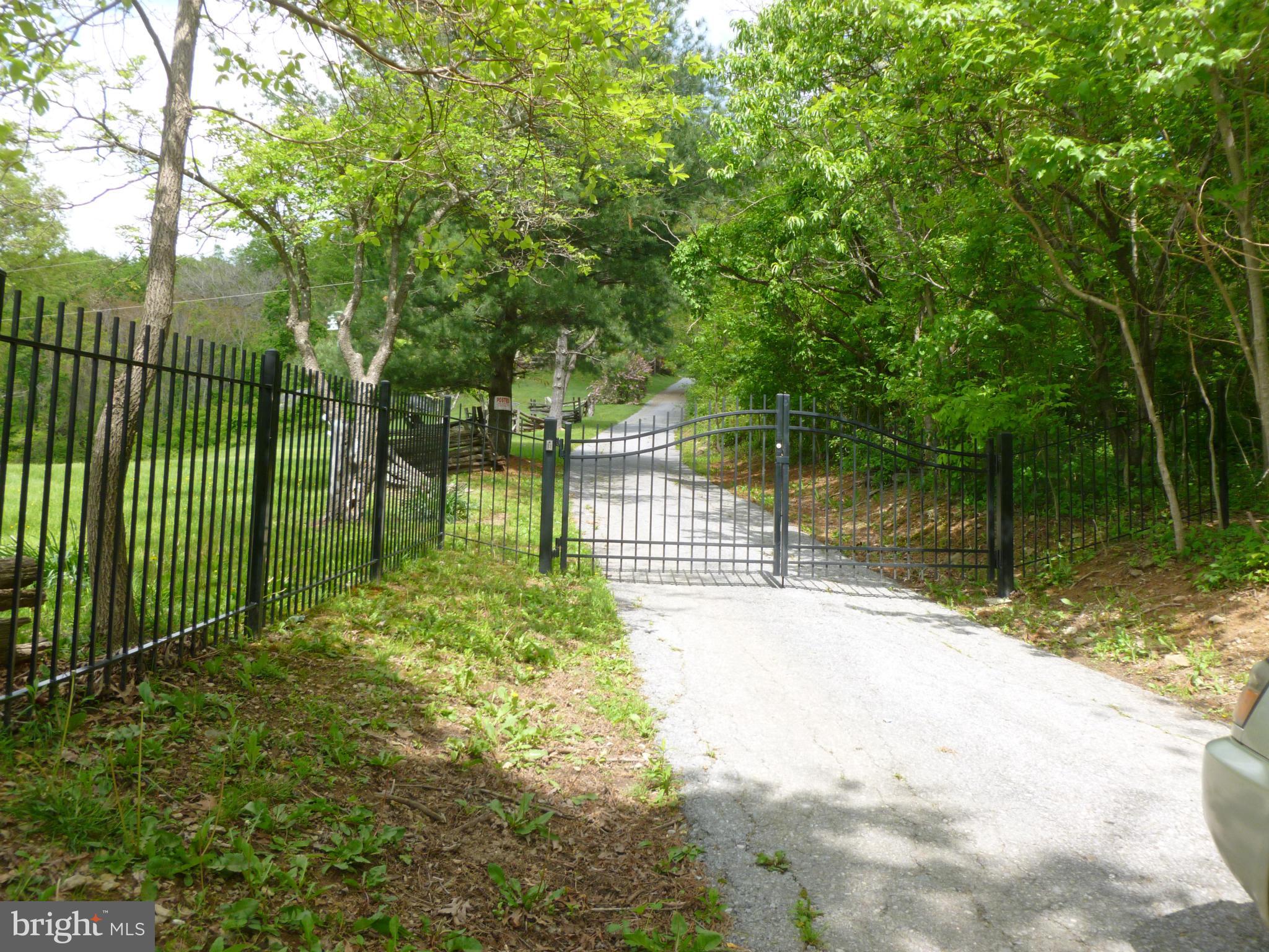 4153 Fiery Run Road Linden, VA 22642 - Photo 2 of 30 Exterior (General)