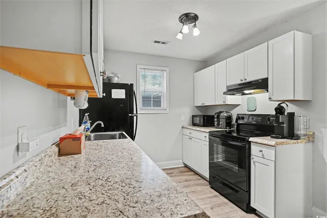 $599,900 | 590 Hammock Avenue, Murrells Inlet, SC 29576