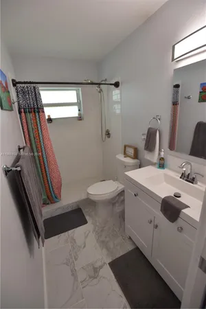 $1,600 | 2572 Emory Drive West, Unit F, West Palm Beach, FL 33415