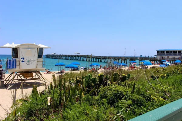 $1,600 | 2572 Emory Drive West, Unit F, West Palm Beach, FL 33415