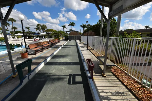 $1,600 | 2572 Emory Drive West, Unit F, West Palm Beach, FL 33415