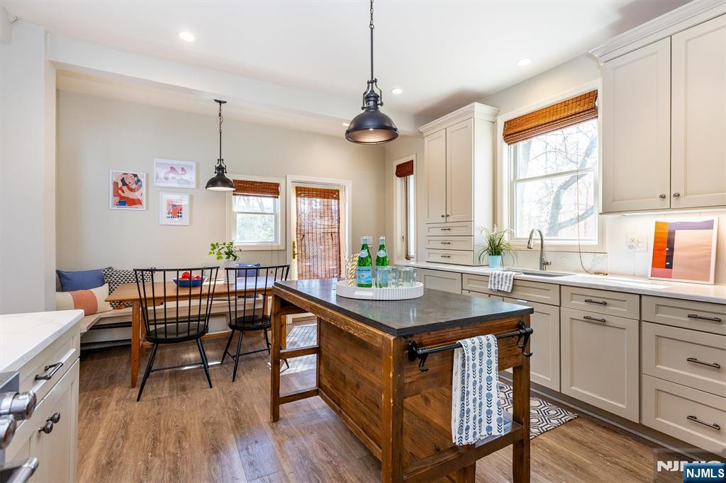 39 Draper Terrace Montclair, NJ 07042 - Photo 23 of 42