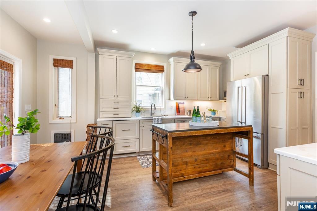 39 Draper Terrace Montclair, NJ 07042 - Photo 25 of 42