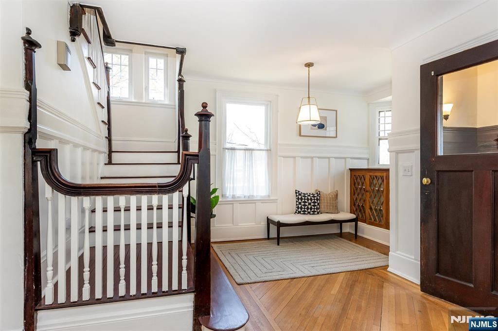 39 Draper Terrace Montclair, NJ 07042 - Photo 10 of 42