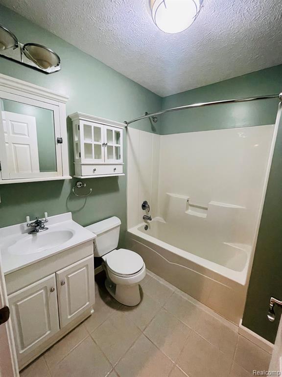 3990 East Willoughby Road Holt, MI 48842 - Photo 11 of 18 Gallery Image 11